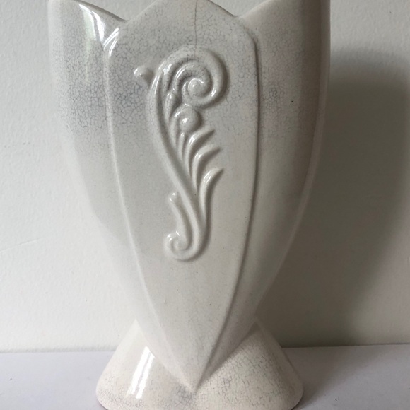 Vintage Fredericksburg Art Pottery Retro Cream Tulip Edge Vase Planter 8"x 5" - Picture 2 of 8